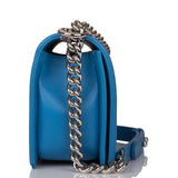 Sac Boy Chanel Moyen Cuir de Veau Bleu Métal Argenté