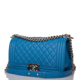 Sac Boy Chanel Moyen Cuir de Veau Bleu Métal Argenté