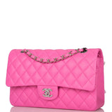 Sac Classique à Double Rabat Chanel Medium en Agneau Matelassé Rose Néon avec Accastillage Argenté