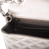 Sac Chanel Mini Rectangulaire à Rabat en Agneau Ruthénium et Quincaillerie Argentée