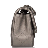 Sac Chanel Mini Rectangulaire à Rabat en Agneau Ruthénium et Quincaillerie Argentée