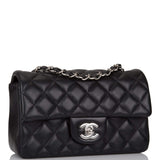 Sac à rabat Chanel Mini Rectangulaire Agneau Noir Finitions Argent Clair
