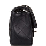 Sac à rabat Chanel Mini Rectangulaire Agneau Noir Finitions Argent Clair