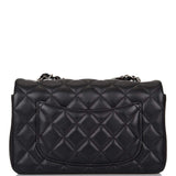 Sac à rabat Chanel Mini Rectangulaire Agneau Noir Finitions Argent Clair