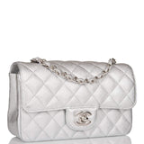 Sac Mini Rectangulaire à Rabat Chanel Agneau Métallisé Argent Quincaillerie Argentée