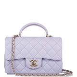 Sac Mini Rectangulaire à Rabat avec Poignée Chanel en Agneau Matelassé Lavande Clair et Quincaillerie Dorée Pâle