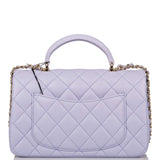 Sac Mini Rectangulaire à Rabat avec Poignée Chanel en Agneau Matelassé Lavande Clair et Quincaillerie Dorée Pâle