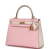 Sac Kelly Sellier 25 Hermès en cuir de chèvre Rose Sakura et Nata avec détails dorés