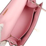 Sac Kelly Sellier 25 Hermès en cuir de chèvre Rose Sakura et Nata avec détails dorés