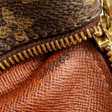 Louis Vuitton Monogram Papillon 28 (SHG-28148)